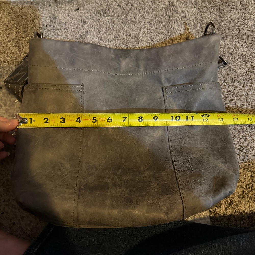 EUC Rough & Tumble Small Leather Lotus in Granite Gray/Grey - Picture 2 of 8